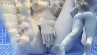 Birbirlerini Sürekli Tahrik Eden Fahişeler Artık Dayanamayıp Yumuluyorlar