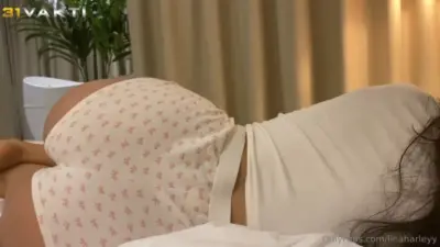 Dövmeli Fahişe Onlyfans Hesabı İçin Fikrini Almak İstediği Üvey Kardeşiyle İşi Pişirdi