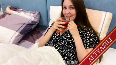 Ağzı Açık Uyuyan Üvey Kız Kardeşini Kötü Emellerine Alet Etti