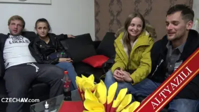 Amını Parmaklayan Komşusu Eve Çağırınca Sulak Deliğin Derinlerini Parçalıyor